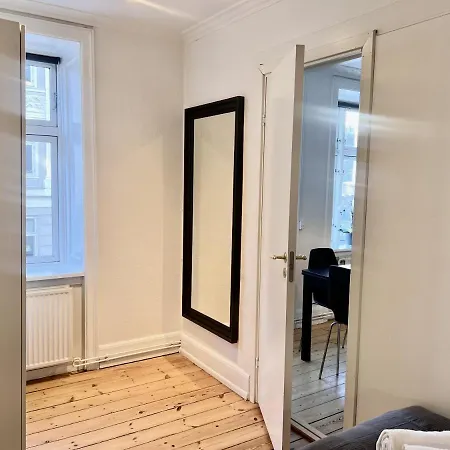 One Bedroom In Copenhagen, Oehlenschlaegersgade 53, Apartment Copenhagen